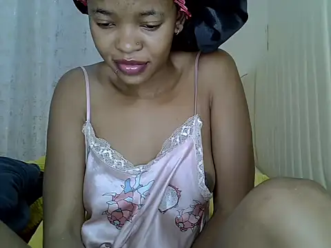 Snapshot of pretty_betty chatting on May 14, 2026, 10:56 am pretty betty online show from May 14, 2026, 10:56 am