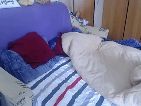 Emmatoo online show from January 12, 2026, 9:49 am