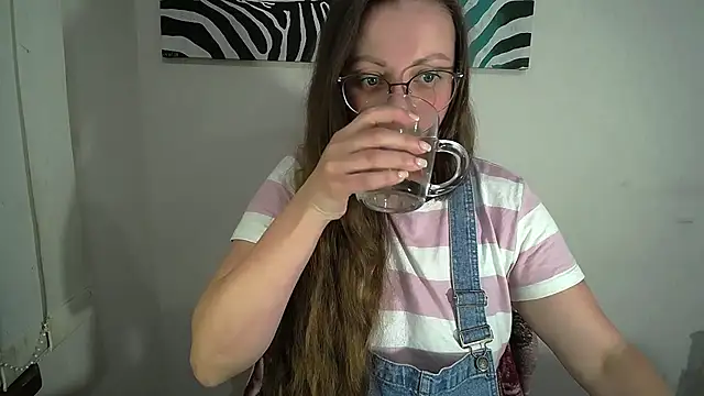  Annabelle Lee online show from June 18, 2026, 9:14 am