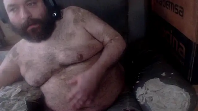 hairyhulk online show from October 31, 2025, 9:22 pm