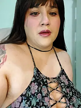 ItsNaiixa online show from December 21, 2025, 5:47 pm