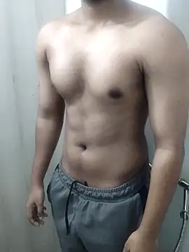 Snapshot of hottboy_39 chatting on February 1, 2026, 9:46 pm hottboy 39 online show from February 1, 2026, 9:46 pm