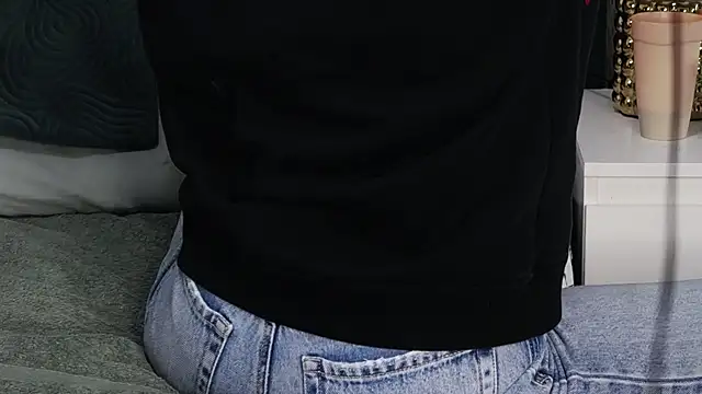 Snapshot of tanyagrey chatting on February 26, 2026, 6:46 am tanyagrey online show from February 26, 2026, 6:46 am