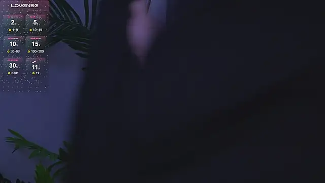 Snapshot of Mia__Peach chatting on March 9, 2025, 9:14 pm Mia Peach online show from March 9, 2025, 9:14 pm