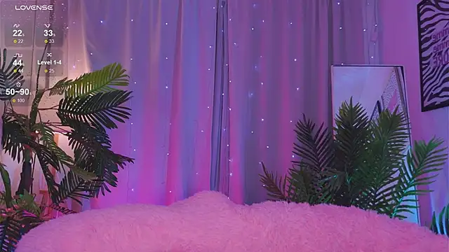 Snapshot of Mia__Peach chatting on March 10, 2025, 4:49 am Mia Peach online show from March 10, 2025, 4:49 am