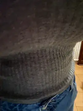 lamorbosa37 online show from February 10, 2026, 8:19 pm