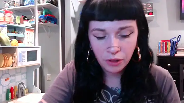 Snapshot of Marcelinegoddess chatting on February 25, 2025, 3:20 am Marcelinegoddess online show from February 25, 2025, 3:20 am