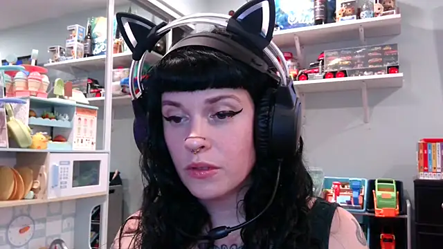 Snapshot of Marcelinegoddess chatting on February 28, 2025, 4:21 am Marcelinegoddess online show from February 28, 2025, 4:21 am