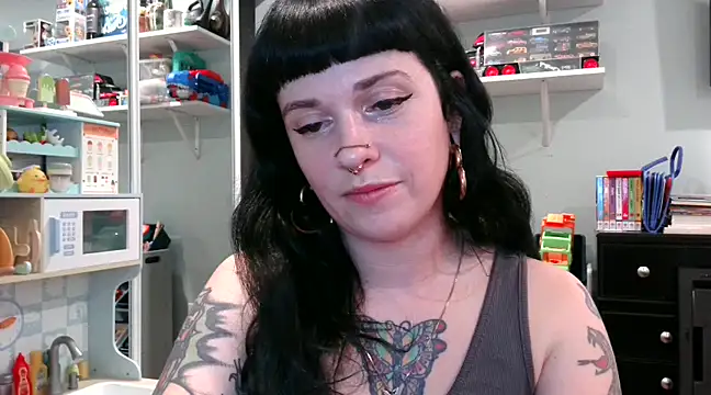 Snapshot of Marcelinegoddess chatting on February 18, 2025, 1:54 am Marcelinegoddess online show from February 18, 2025, 1:54 am
