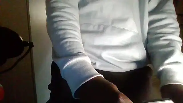 SmallGoodNutts online show from September 21, 2025, 8:19 am