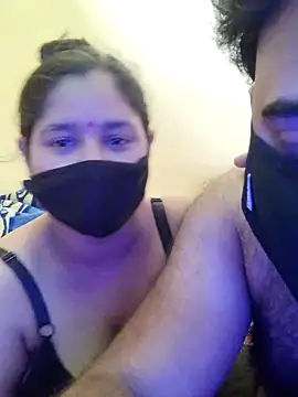 IND COUPLE1 online show from May 2, 2026, 8:41 am