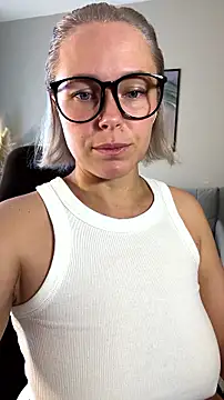 Charming Daphny online show from July 22, 2026, 6:48 am