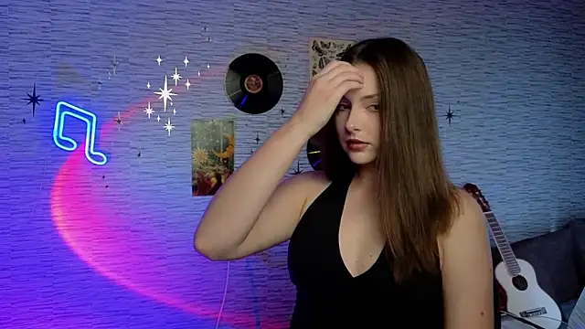 GloriaElmer online show from October 13, 2025, 5:09 am