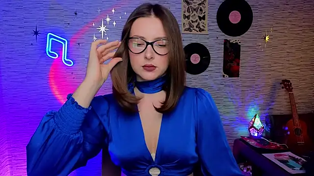 GloriaElmer online show from January 31, 2025, 9:59 am