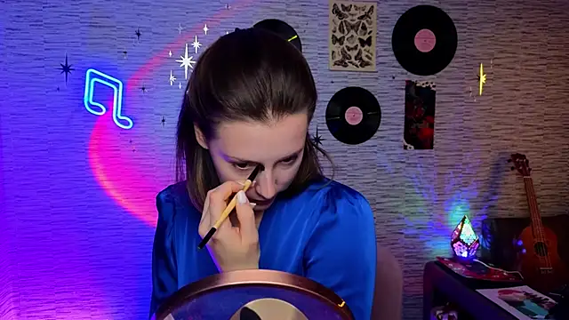 GloriaElmer online show from January 31, 2025, 6:57 am