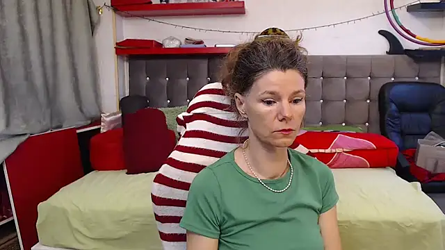 kellyterapy online show from November 19, 2025, 11:43 am