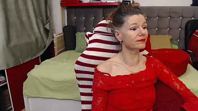 kellyterapy online show from November 28, 2025, 9:37 pm