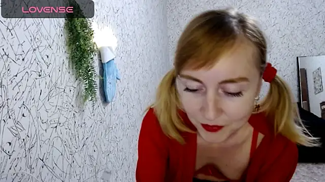 Snapshot of Athena_Richards chatting on September 29, 2025, 2:23 pm Athena Richards online show from September 29, 2025, 2:23 pm