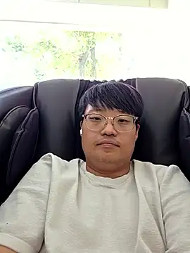 lolgayb online show from June 10, 2026, 5:19 am