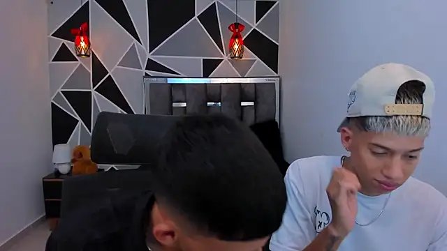 Snapshot of Juan_Nd_Steven chatting on May 8, 2026, 11:19 pm Juan Nd Steven online show from May 8, 2026, 11:19 pm