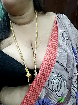 Snapshot of ashikaa_r chatting on February 25, 2025, 1:10 pm ashikaa r online show from February 25, 2025, 1:10 pm