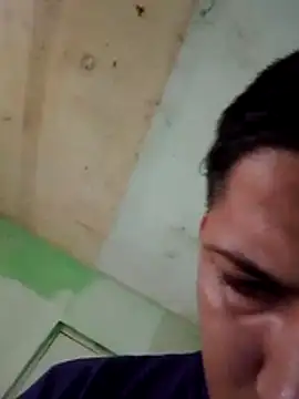 Alonsomadeira online show from February 13, 2026, 6:19 pm