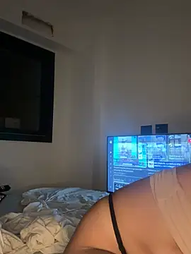 Snapshot of diosa202 chatting on February 17, 2025, 3:47 am diosa202 online show from February 17, 2025, 3:47 am