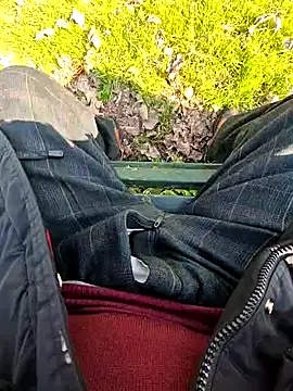 Snapshot of pagani5656 chatting on March 5, 2025, 9:49 am pagani5656 online show from March 5, 2025, 9:49 am