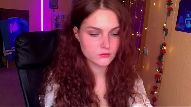 Snapshot of Jenna_Sativa chatting on June 27, 2026, 9:04 am Jenna Sativa online show from June 27, 2026, 9:04 am