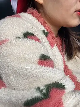 Snapshot of Laura8910 chatting on March 18, 2025, 8:06 am Laura8910 online show from March 18, 2025, 8:06 am