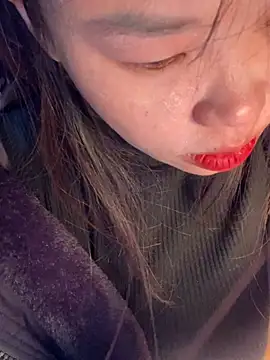 Snapshot of Laura8910 chatting on January 20, 2025, 11:24 am Laura8910 online show from January 20, 2025, 11:24 am