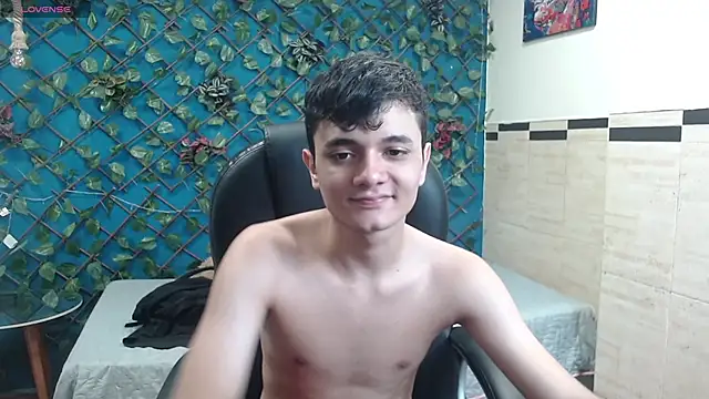 Waturox online show from October 2, 2025, 7:06 pm