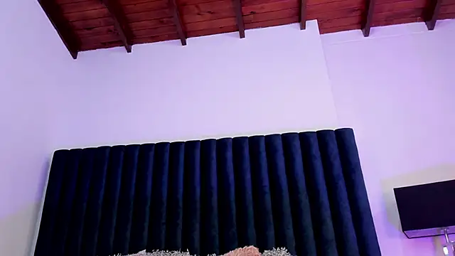 sophiieTaylor1 online show from December 22, 2025, 7:19 am