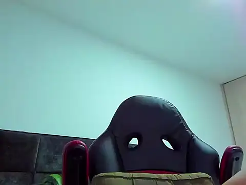 Alexander Martines online show from April 16, 2026, 11:07 pm