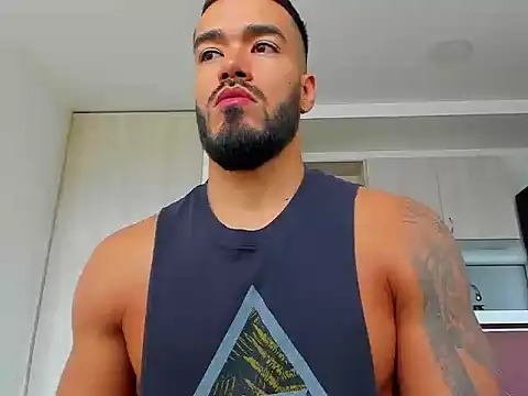 Alexander Martines online show from March 21, 2026, 2:43 pm