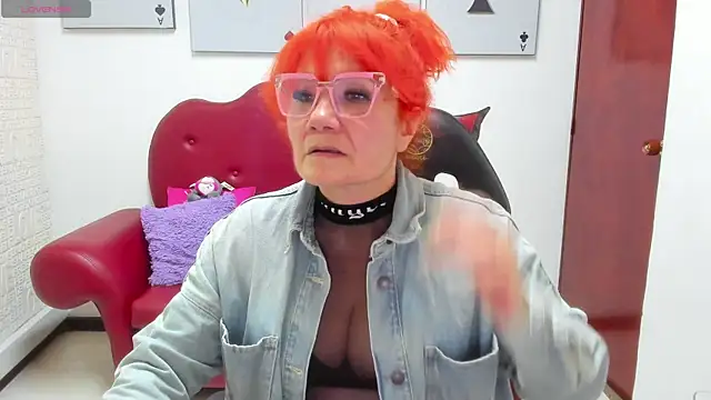 Salomeediaz  online show from March 24, 2026, 9:04 pm