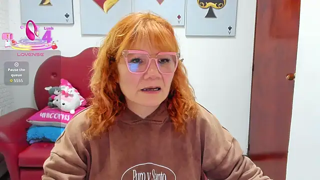 Salomeediaz  online show from February 18, 2026, 9:00 pm