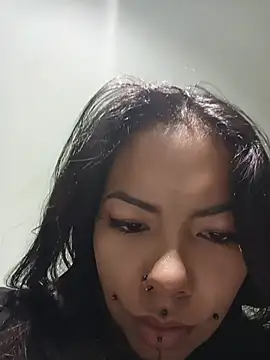 nicole volkov online show from July 15, 2026, 3:52 pm