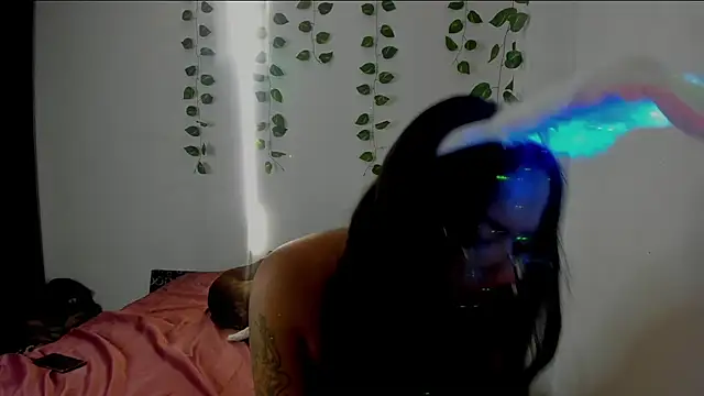 nicole volkov online show from July 28, 2026, 5:59 am