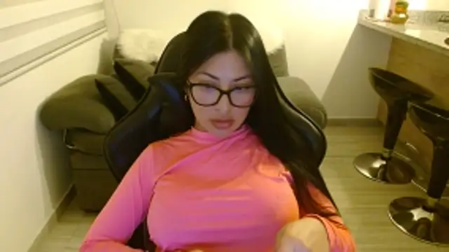Charlotte cute18 online show from June 19, 2026, 11:53 pm