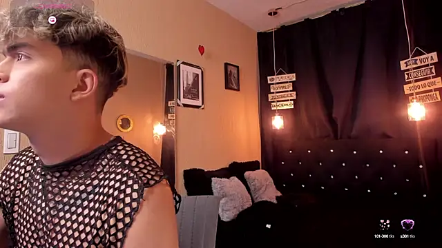 Snapshot of ANDRIUS_24 chatting on February 24, 2025, 1:21 pm ANDRIUS 24 online show from February 24, 2025, 1:21 pm