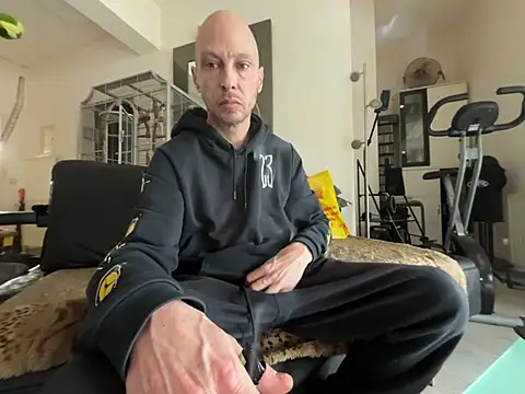 Snapshot of Germankink chatting on February 5, 2026, 12:23 pm Germankink online show from February 5, 2026, 12:23 pm