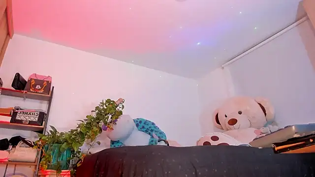 The queen of pleasure online show from May 11, 2026, 7:54 am