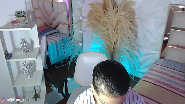 Jonesliam23 online show from March 26, 2026, 7:23 pm