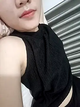  Attractivegirl33 online show from October 6, 2025, 5:57 pm