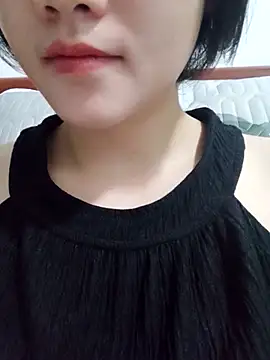  Attractivegirl33 online show from September 26, 2025, 3:41 pm