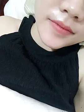  Attractivegirl33 online show from October 10, 2025, 8:15 am