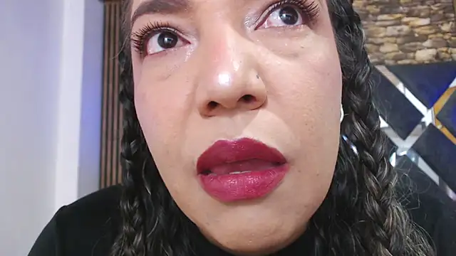 marie hss online show from December 18, 2025, 6:23 pm