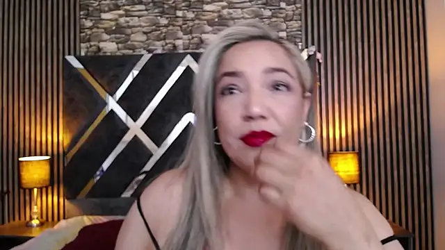 marie hss online show from April 10, 2026, 7:32 pm