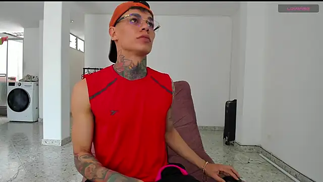 Jordyrodriiguez online show from January 31, 2025, 5:21 pm